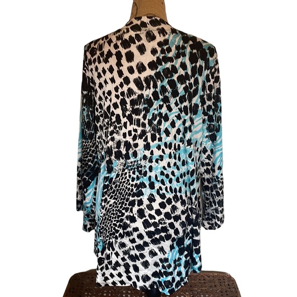 Chicos Open  Front Cardigan Jacket Animal Print Size 3.Very pretty and versatile - Picture 2 of 4